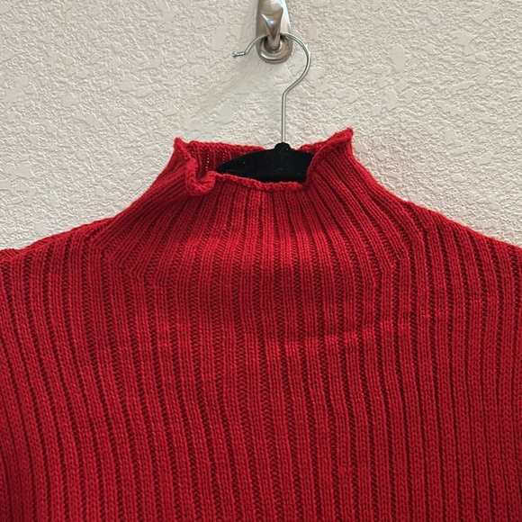 New Petal & Pup Lorelei Red Textured Knit Sleeve Turtleneck Sweater Size XS - Picture 9 of 13